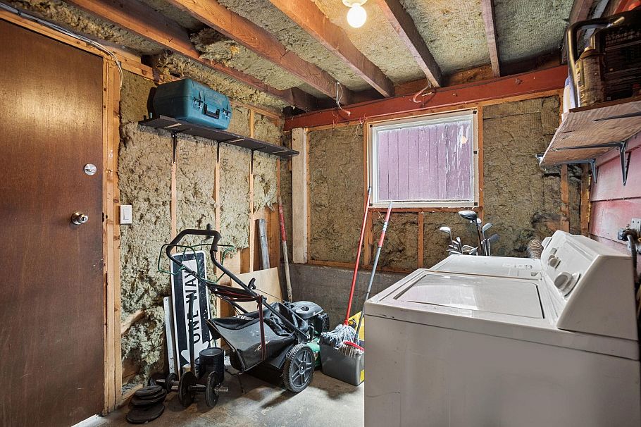 585 W 65th Avenue Vancouver, BC - 19