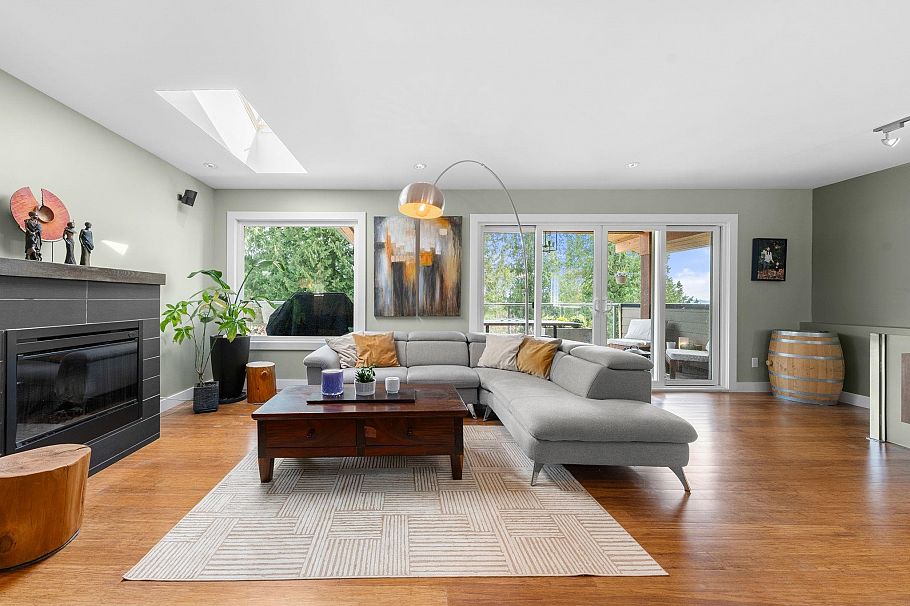 4515 Meadowbank Close North Vancouver, BC - 8