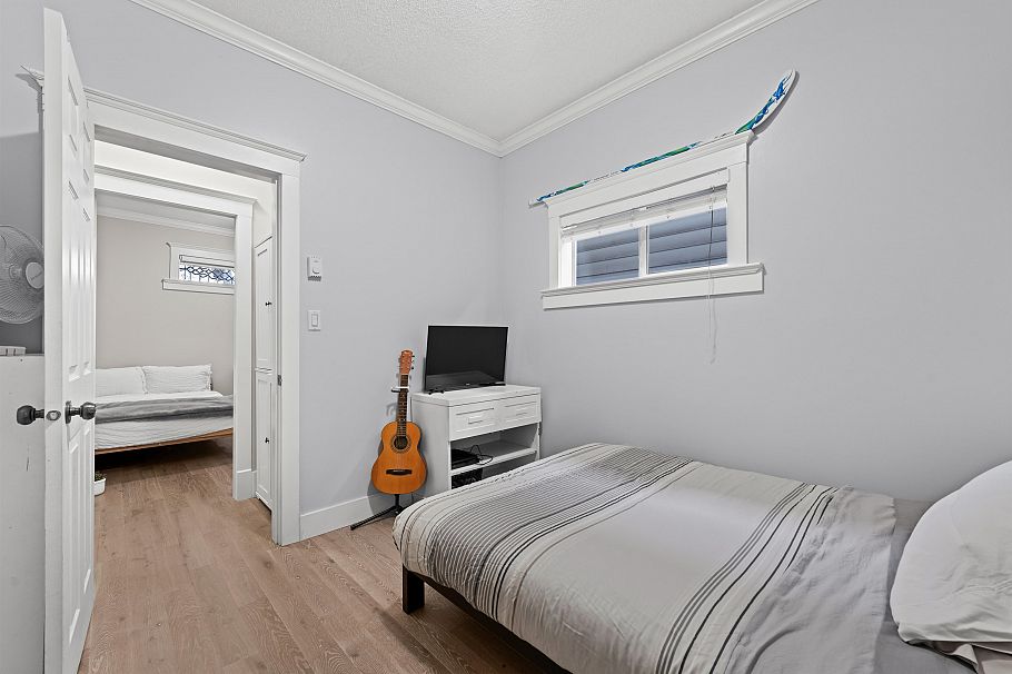 846 E 23rd Avenue Vancouver, BC - 18