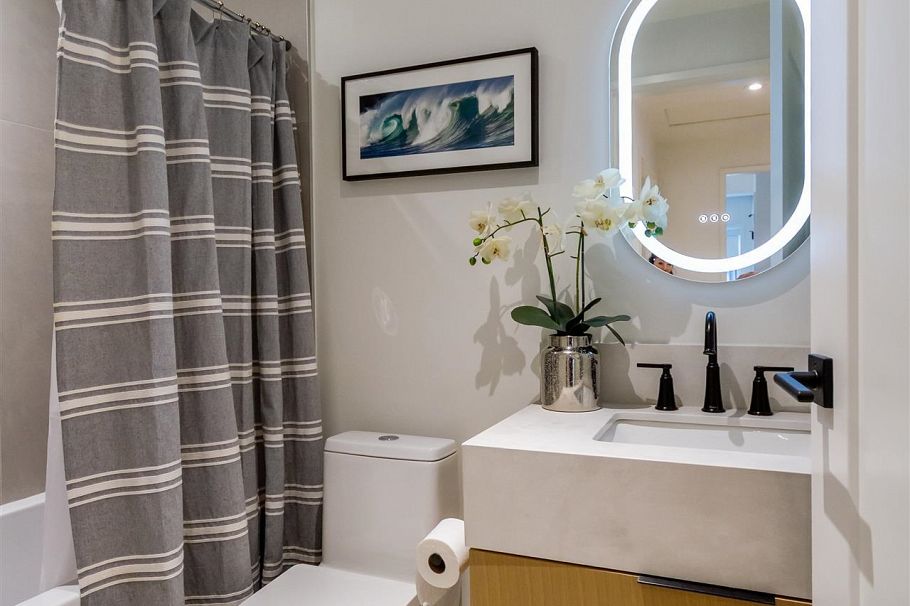 B 7061 Cypress Street Vancouver, BC - 17