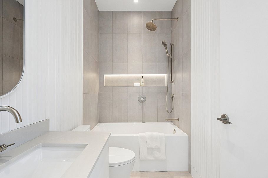 2 3648 West 20th Avenue Vancouver, BC - 36