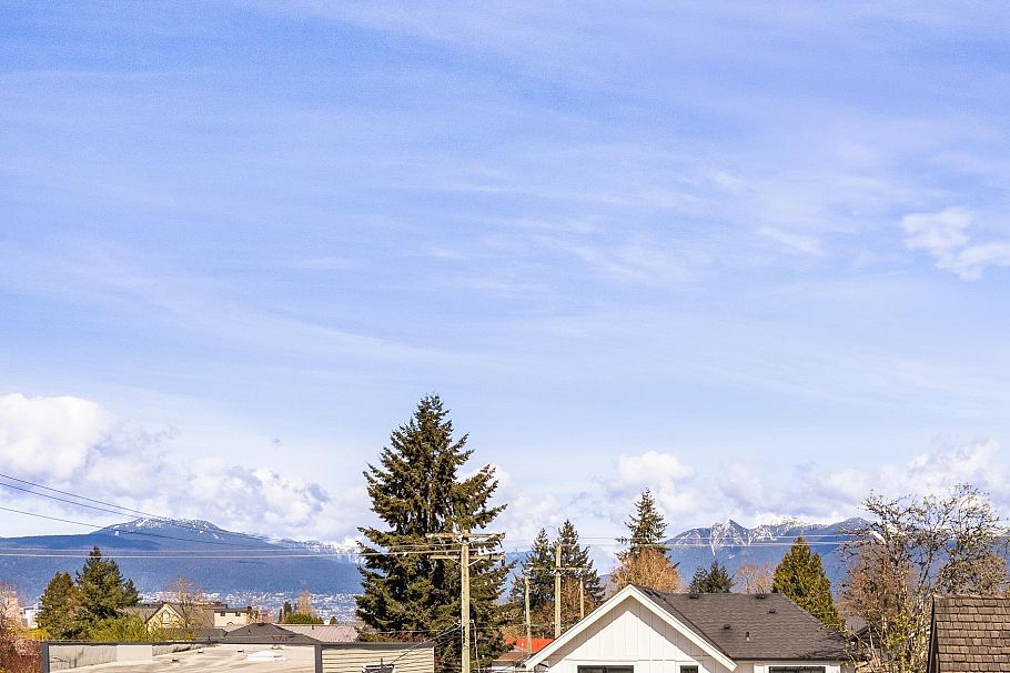 4491 Harriet Street Vancouver, BC - 8