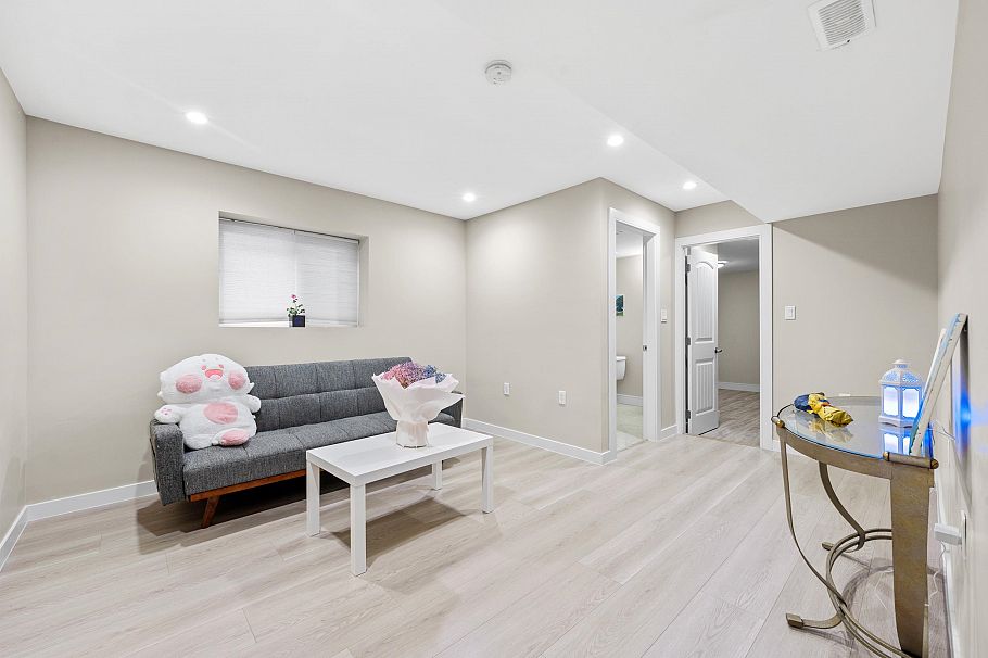 2245 Rupert Street Vancouver, BC - 13