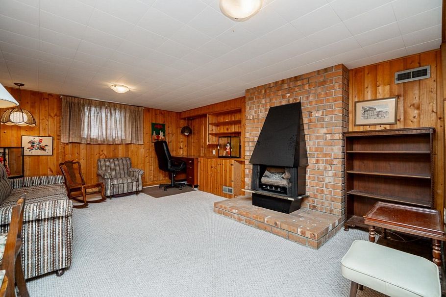 1969 W 43rd Avenue Vancouver, BC - 25