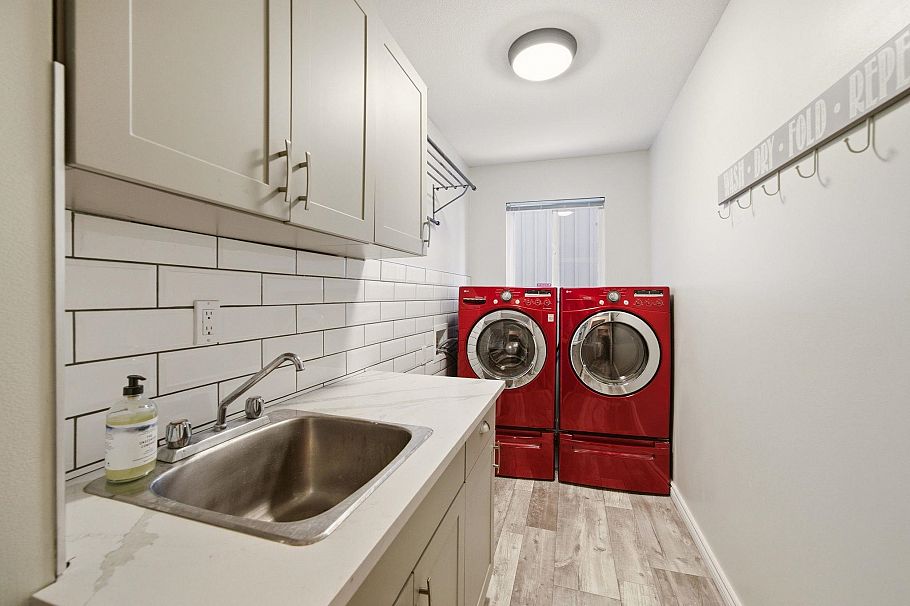 4575 Cliffmont Road North Vancouver, BC - 31