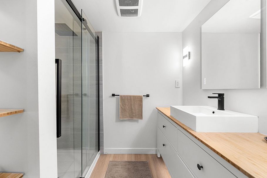 4515 Meadowbank Close North Vancouver, BC - 24