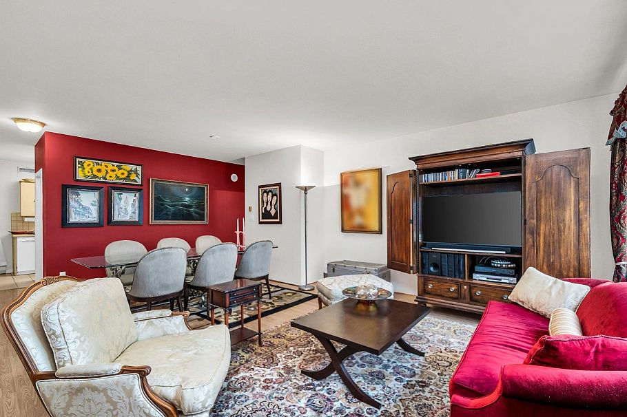 302 1311 Beach Avenue Vancouver, BC - 5