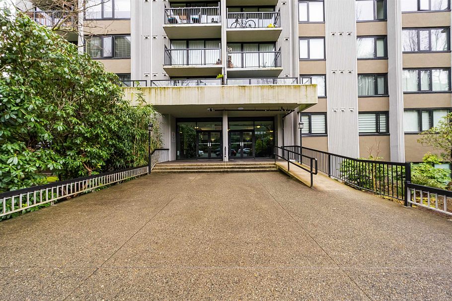 1702 1330 Harwood Street Vancouver, BC - 30