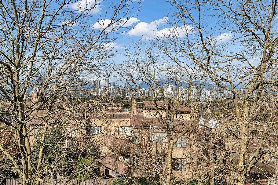 2 850 W 8th Avenue Vancouver, BC - 17