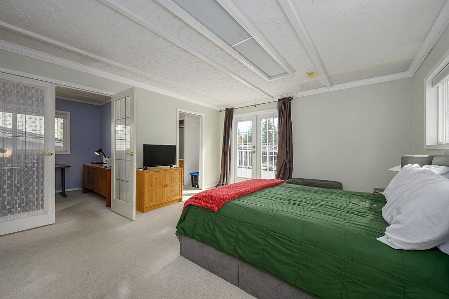 1355 Frederick Road North Vancouver, BC - 22