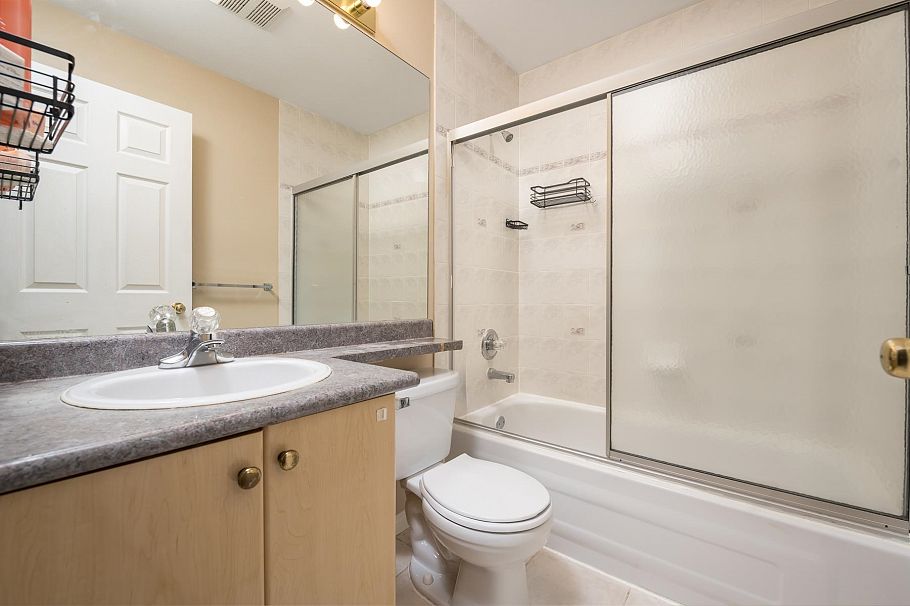 1233 Rupert Street Vancouver, BC - 27