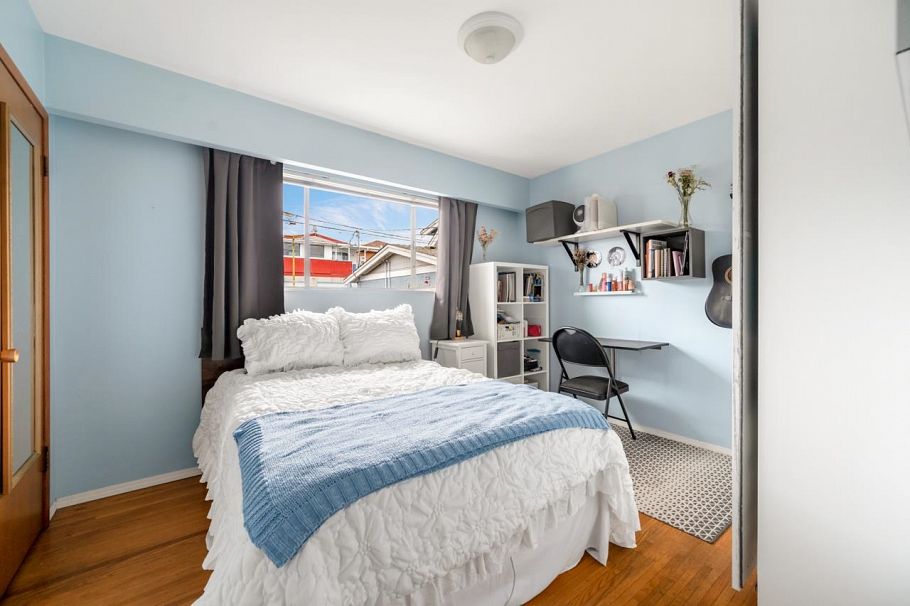 3050 E 21st Avenue Vancouver, BC - 7