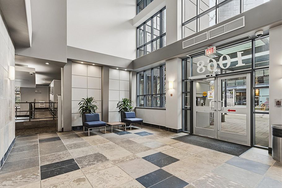 3005 1068 Hornby Street Vancouver, BC - 2