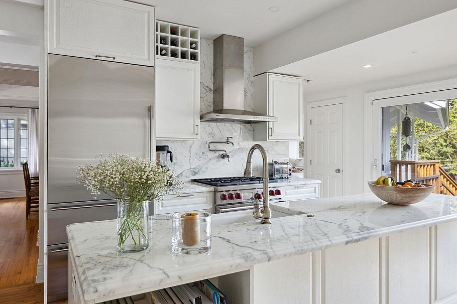 1749 W 38th Avenue Vancouver, BC - 9