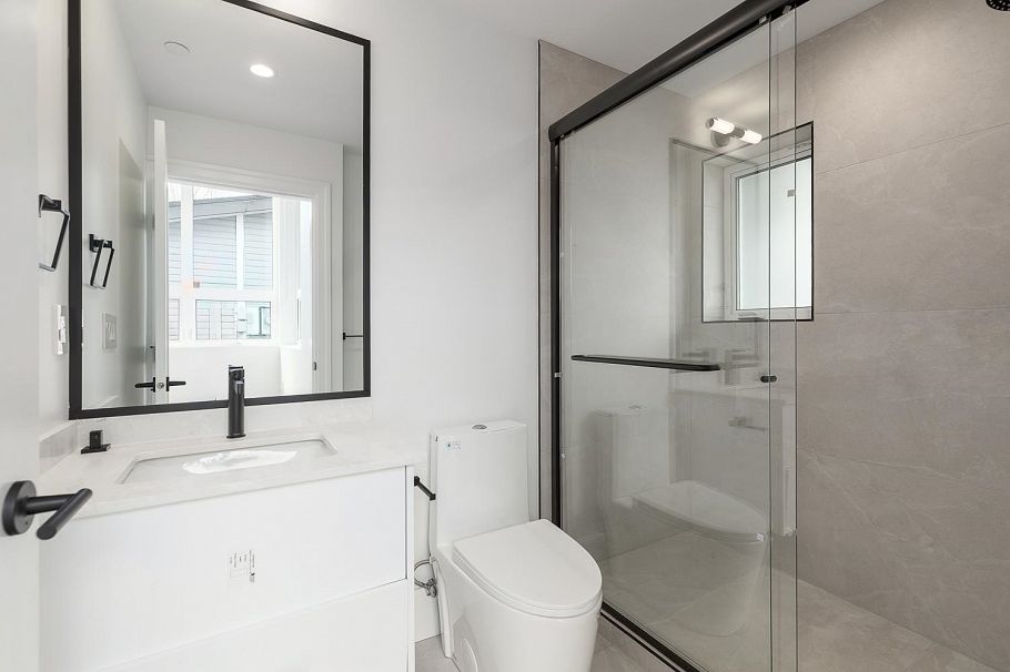 849 E 19th Avenue Vancouver, BC - 12