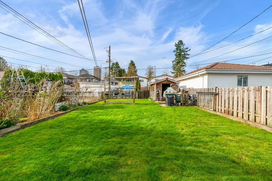 3524 Tanner Street Vancouver, BC - 24