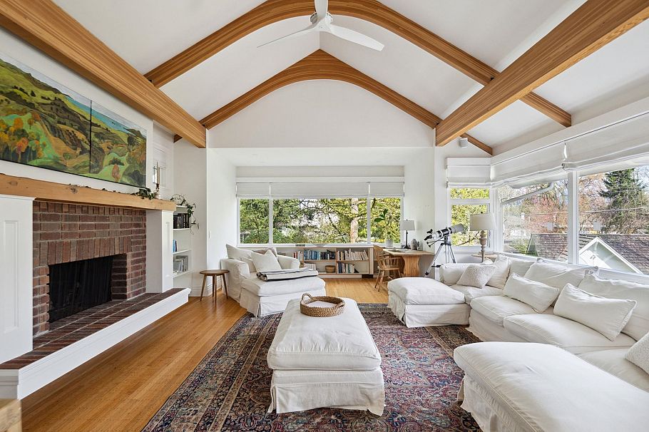 1749 W 38th Avenue Vancouver, BC - 5