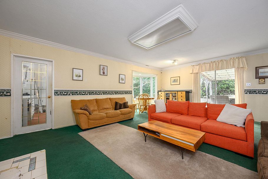 1355 Frederick Road North Vancouver, BC - 9