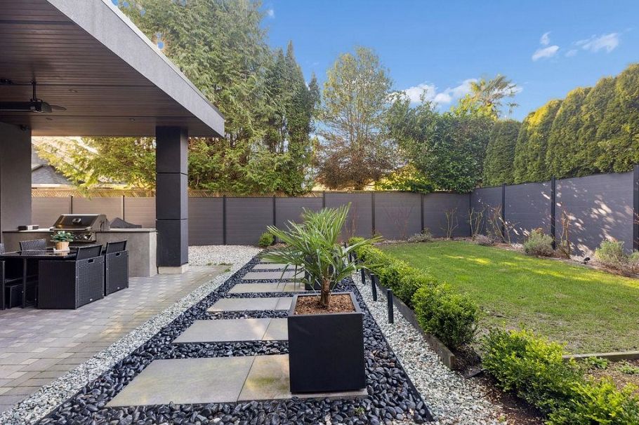 1200 Bedford Court North Vancouver, BC - 37