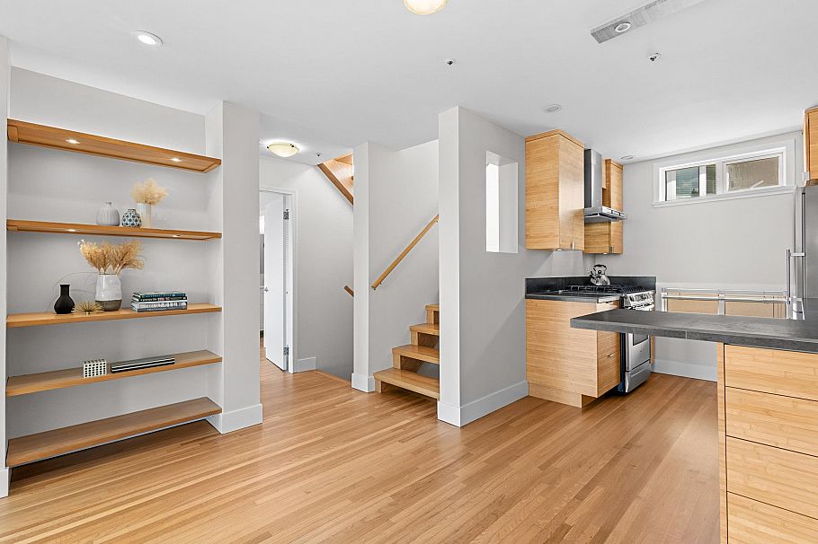 302 2215 Mcgill Street Vancouver, BC - 11