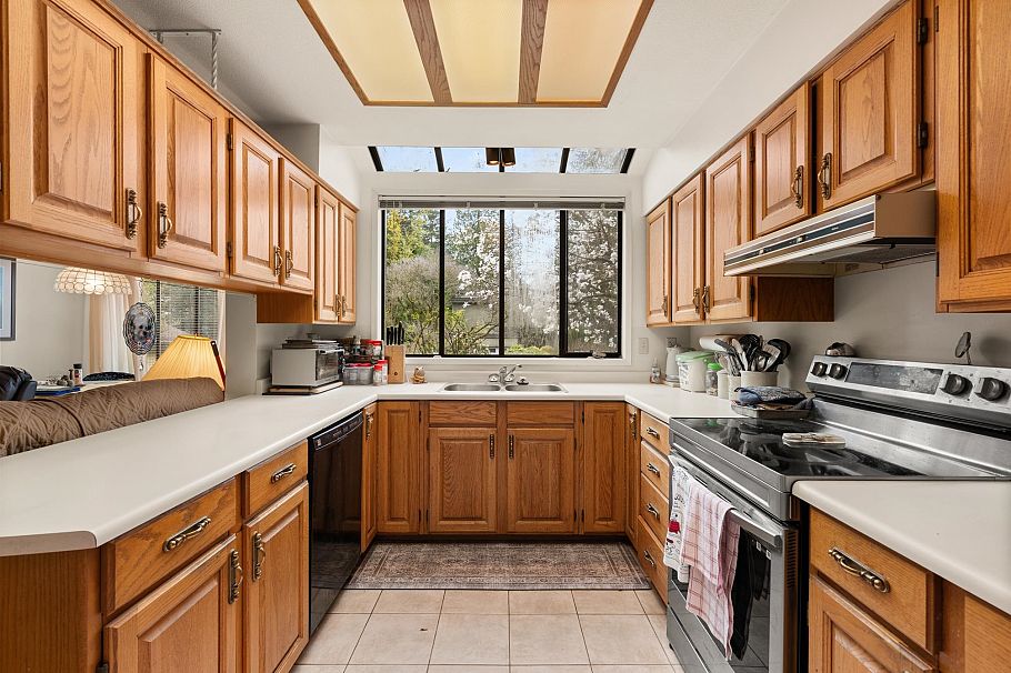 3958 W 29th Avenue Vancouver, BC - 8