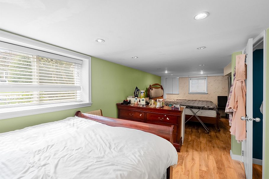 4405 W 9th Avenue Vancouver, BC - 20