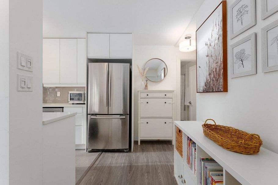 103 127 E 4th Street North Vancouver, BC - 14