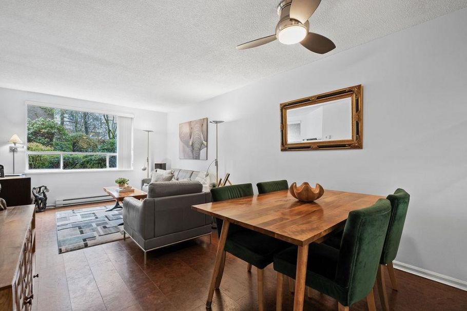 205 1050 Broughton Street Vancouver, BC - 4