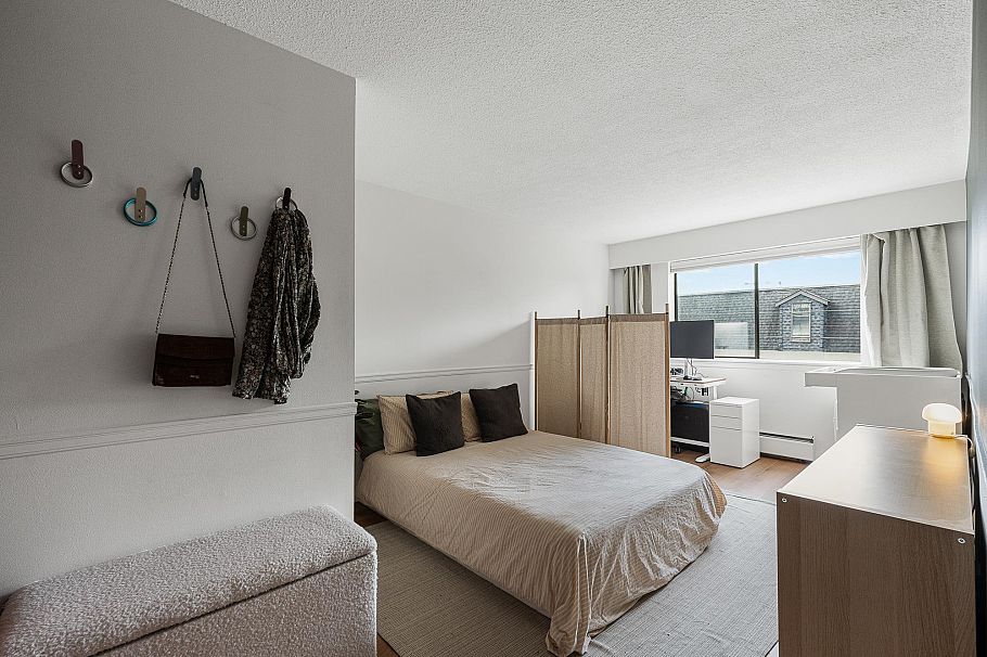 105 175 E 5th Street North Vancouver, BC - 13