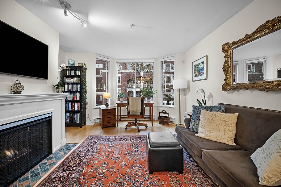 407 1230 Haro Street Vancouver, BC - 2