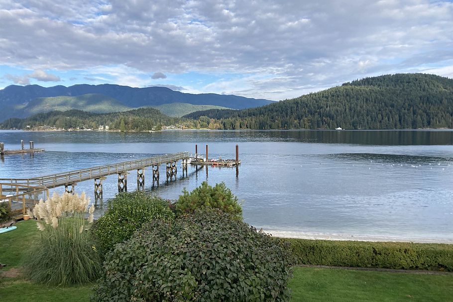 450 Beachview Drive North Vancouver, BC - 4