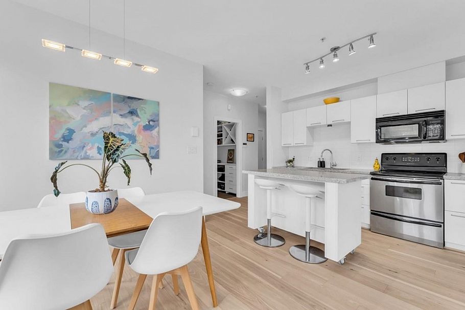 304 205 E 10th Avenue Vancouver, BC - 9