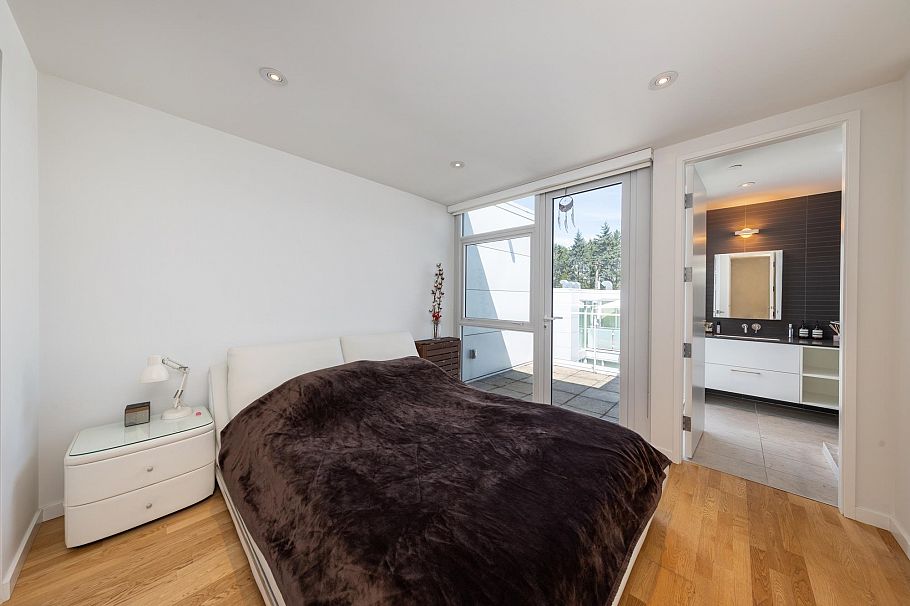 2216 Willow Street Vancouver, BC - 16