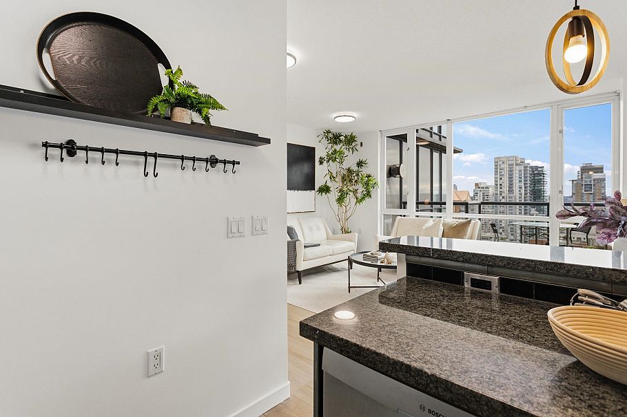 3005 1068 Hornby Street Vancouver, BC - 11