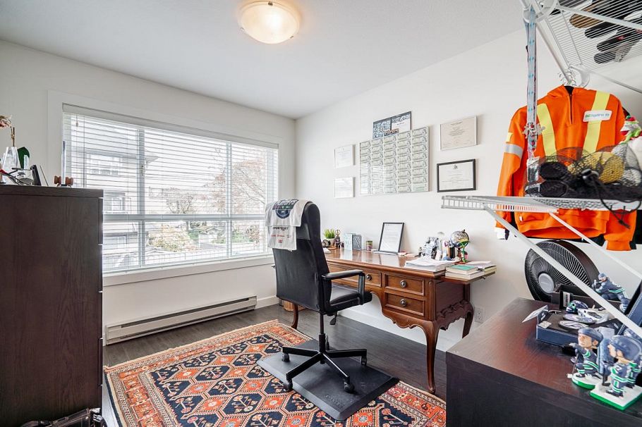 307 3939 Hastings Street Burnaby, BC - 2