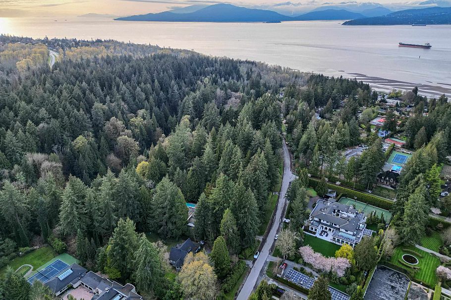 1825 Drummond Drive Vancouver, BC - 6