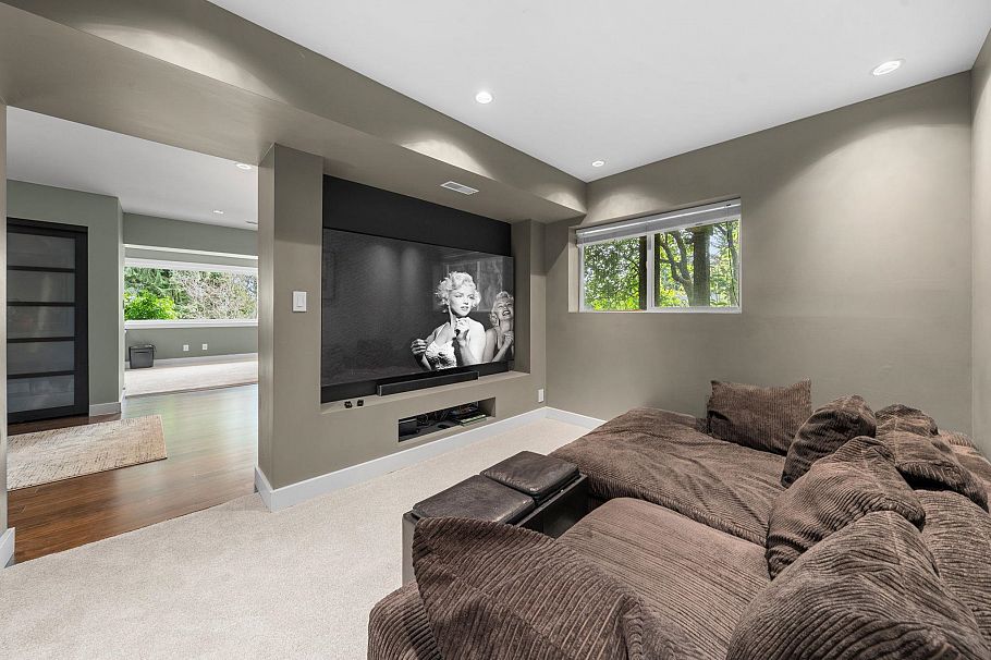 4515 Meadowbank Close North Vancouver, BC - 21