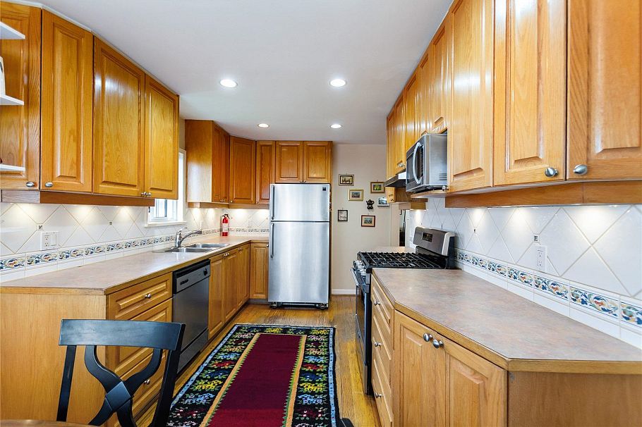 3713 Kincaid Street Burnaby, BC - 8