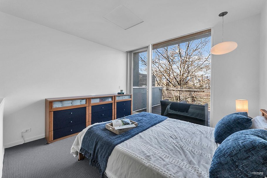 2 850 W 8th Avenue Vancouver, BC - 13