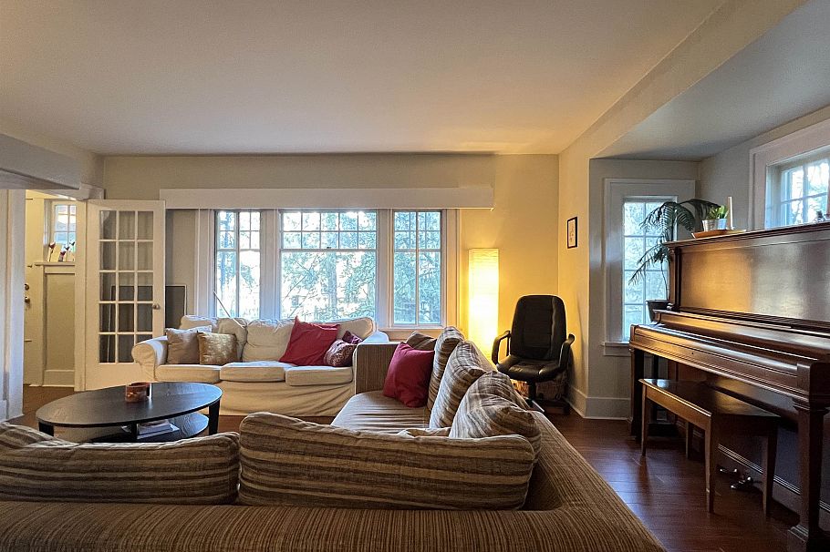 2080 W 33rd Avenue Vancouver, BC - 11