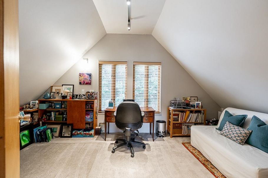 967 W 8th Avenue Vancouver, BC - 12