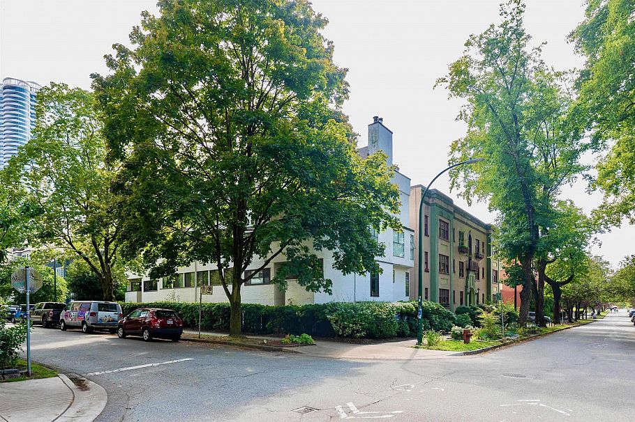 104 936 Bute Street Vancouver, BC - 16