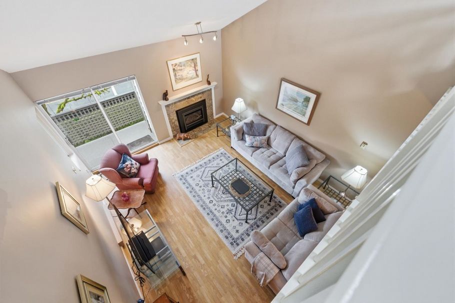 906 Roche Point Drive North Vancouver, BC - 11