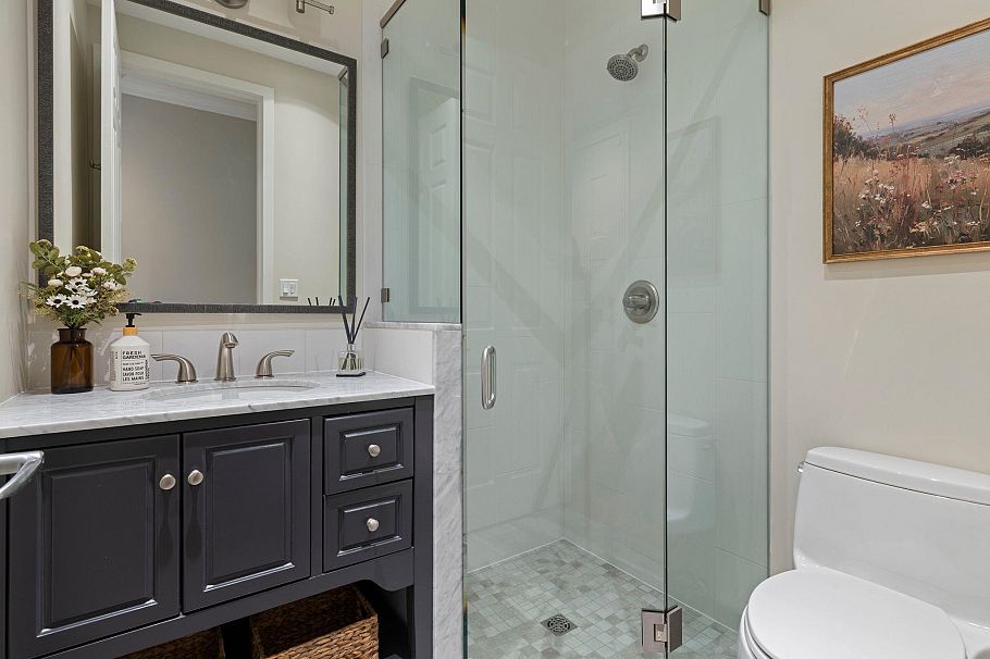 2752 Newmarket Drive North Vancouver, BC - 19