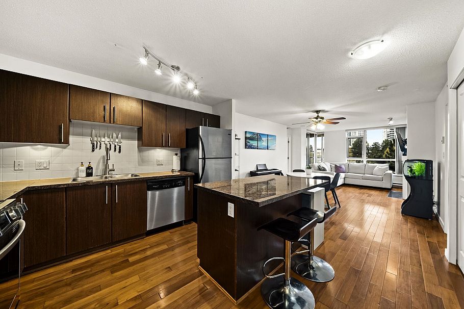 503 2088 Madison Avenue Burnaby, BC - 2