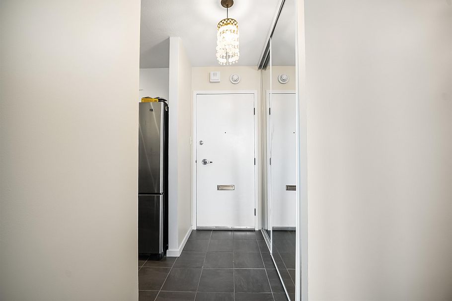 1702 1330 Harwood Street Vancouver, BC - 23