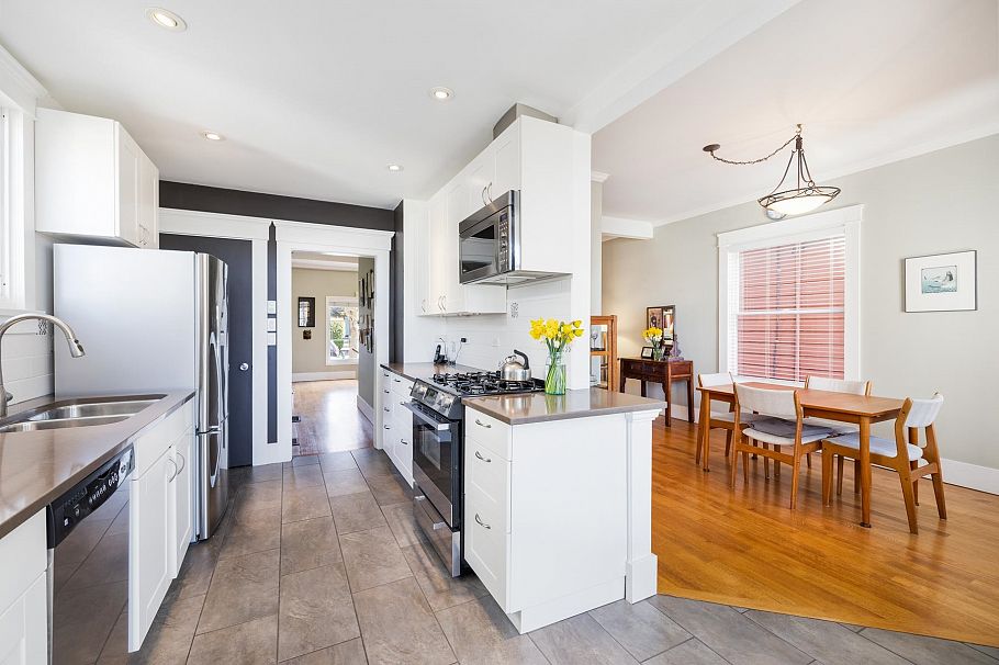 4491 Harriet Street Vancouver, BC - 18