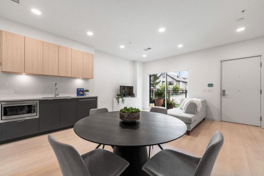 2425 Grant Street Vancouver, BC - 9