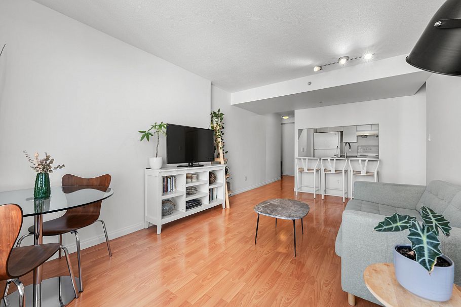 1205 5189 Gaston Street Vancouver, BC - 15