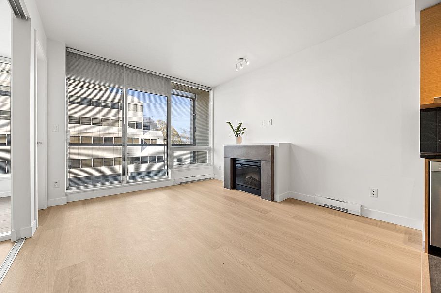 308 2528 Maple Street Vancouver, BC - 14